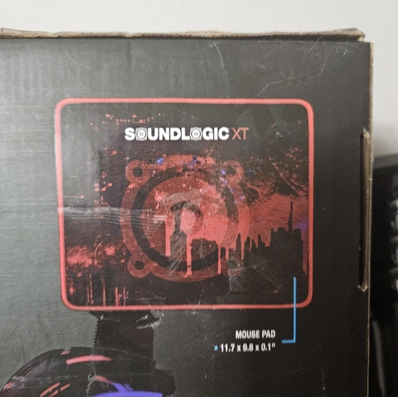 Soundlogic XT Lightup 4-in-1 Gaming Combo Kit! - Picture 6 of 7